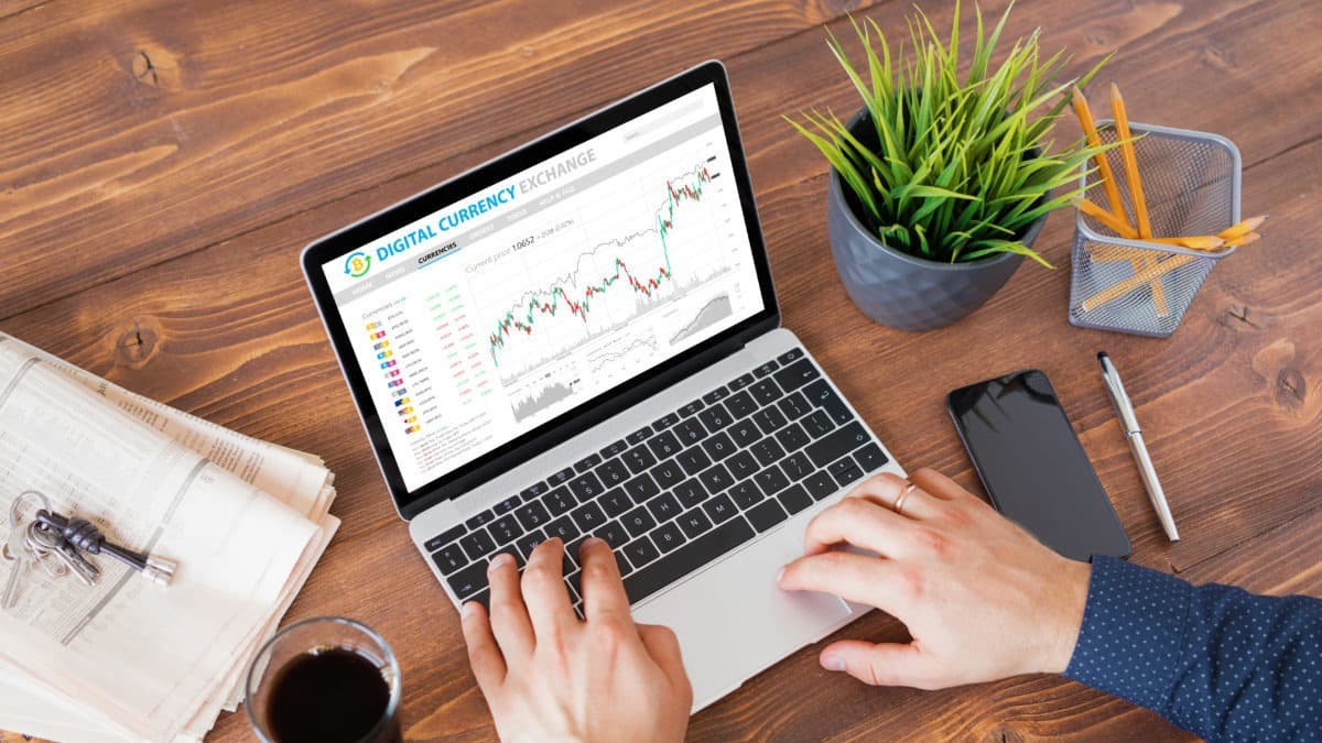 eToro avis, la plateforme s'impose comme le leader du trading en ligne