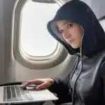 hacker dans un avion